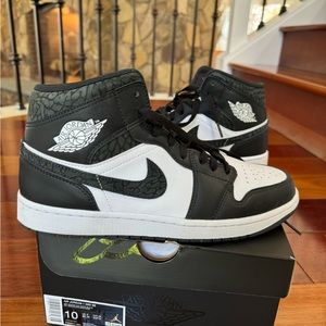 Men’s Air Jordan Nike Mid SE 10